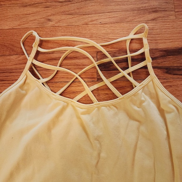 Zenana Outfitters Seamless Yellow Camisole 1X/2X - Picture 2 of 4